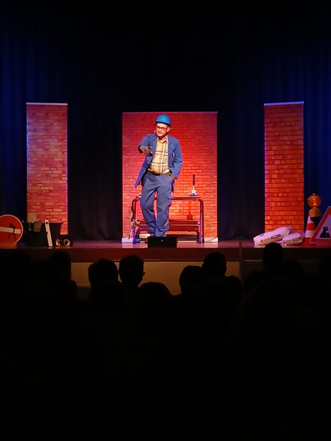 Handwerker Peters improviert in der MIxed Show im Comedy-Club - Herbst, ein zweiter Frühling für Handwerker-Live-Comedy (Photo 3)