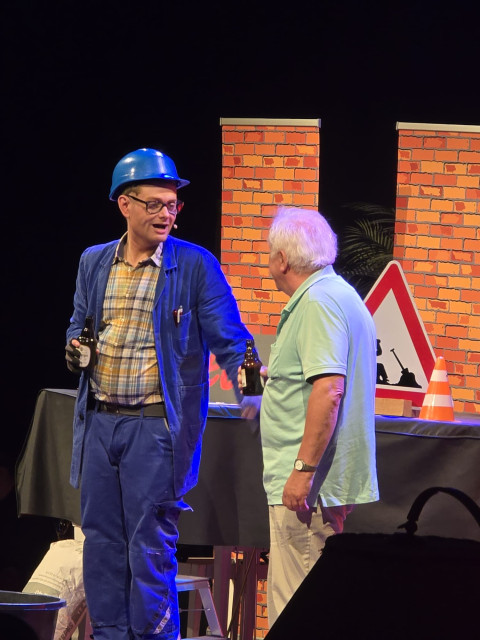 Handwerker Peters Crowdwork und Improtheater - Bau-Abnahme bei krönendem Tour-Abschluss (Photo 3)